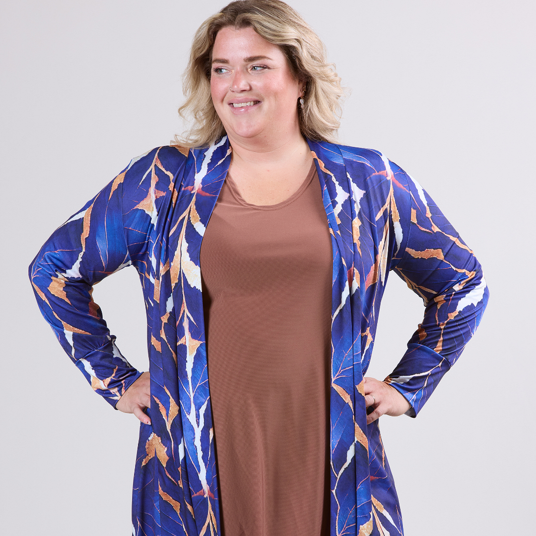 Magna Curvy Collection: green terrain2024